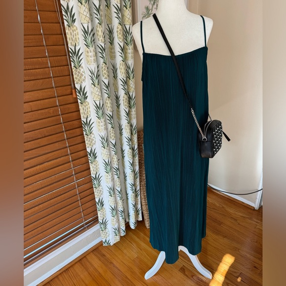 Pleated Midi Slip Dress Teal Green Adjustable Straps Size Medium Holiday NWT - Picture 5 of 7